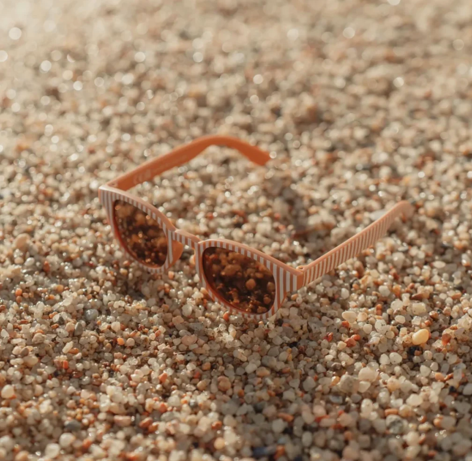 Little Dutch vaikiški akiniai nuo saulės „Ocean Brown Stripes“ | 2–5 m.