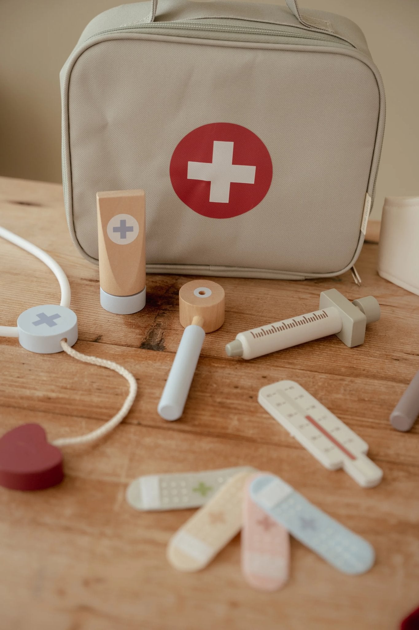 Little Dutch gydytojo rinkinys FSC