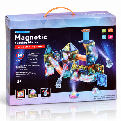 96 dalių magnetinio konstruktoriaus dėžutė baltame fone, 3D vaizdas