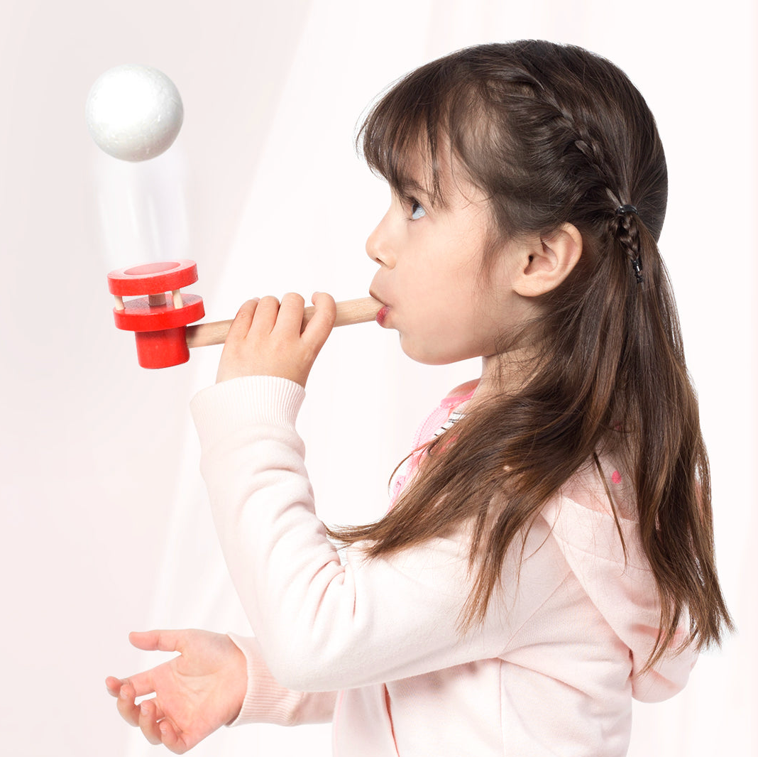 Ore sklandančio kamuoliuko žaidimas