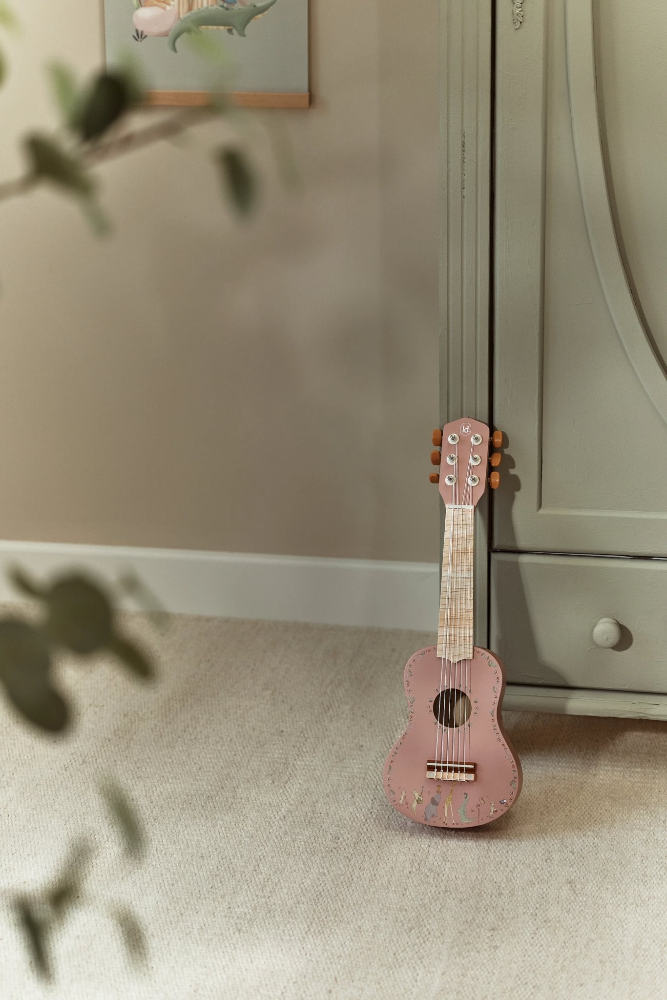 Little Dutch medinė gitara „Safari Friends Pink“