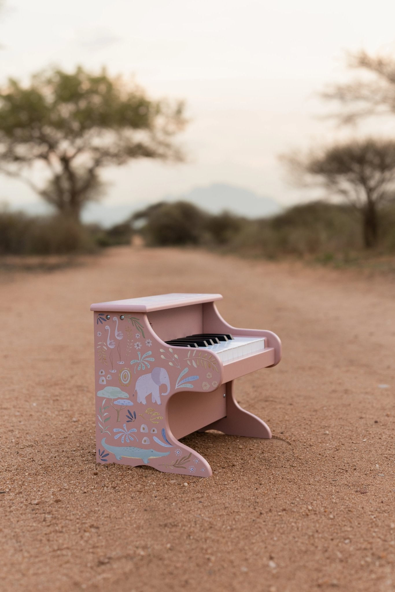 Little Dutch medinis pianinas „Safari Friends Pink“
