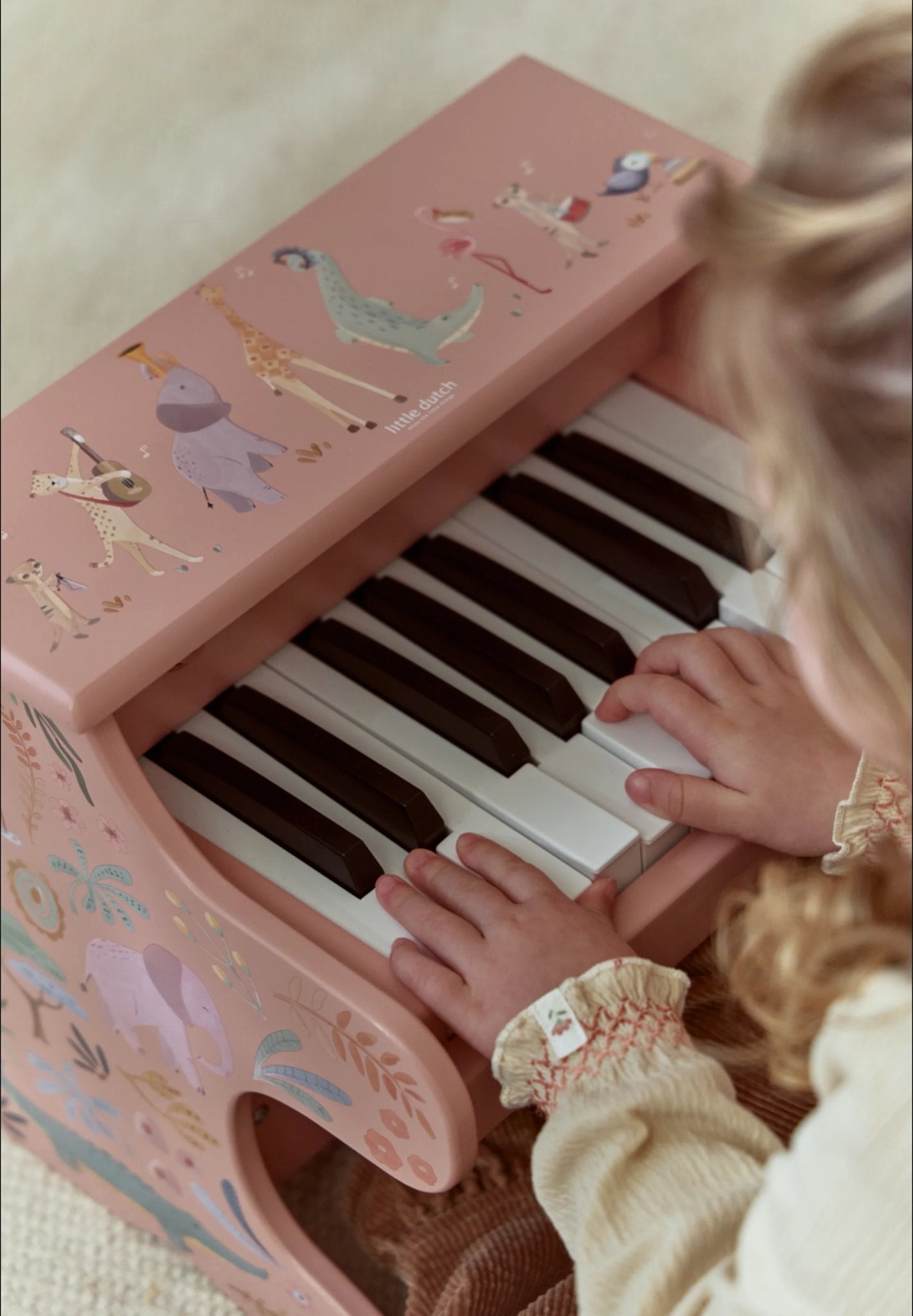 Little Dutch medinis pianinas „Safari Friends Pink“