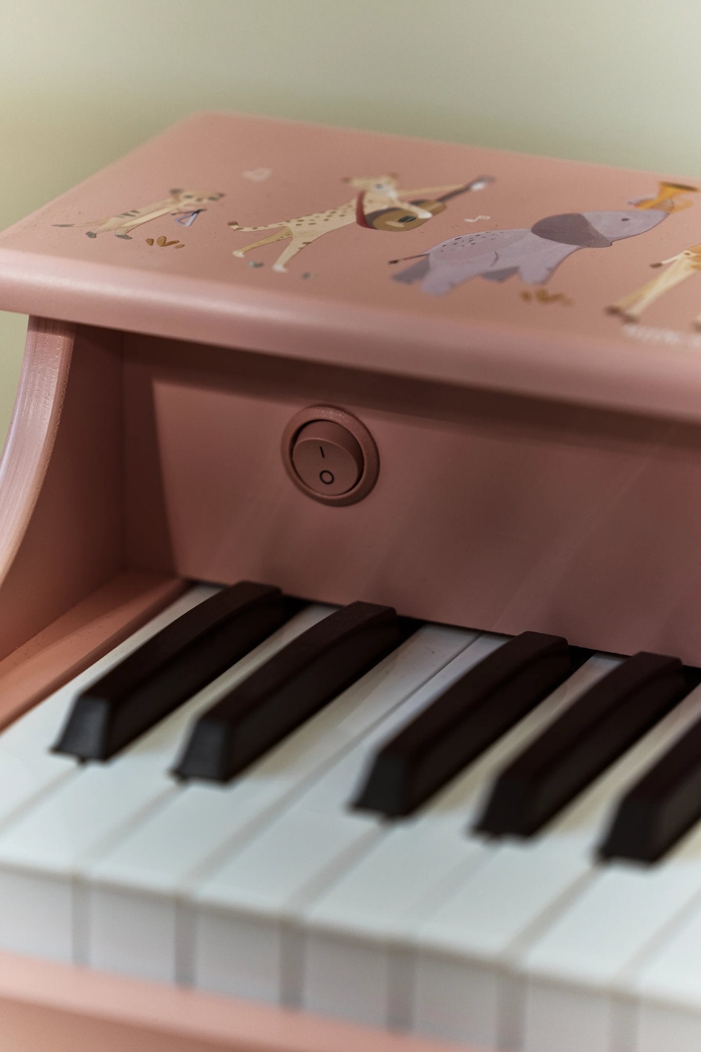 Little Dutch medinis pianinas „Safari Friends Pink“